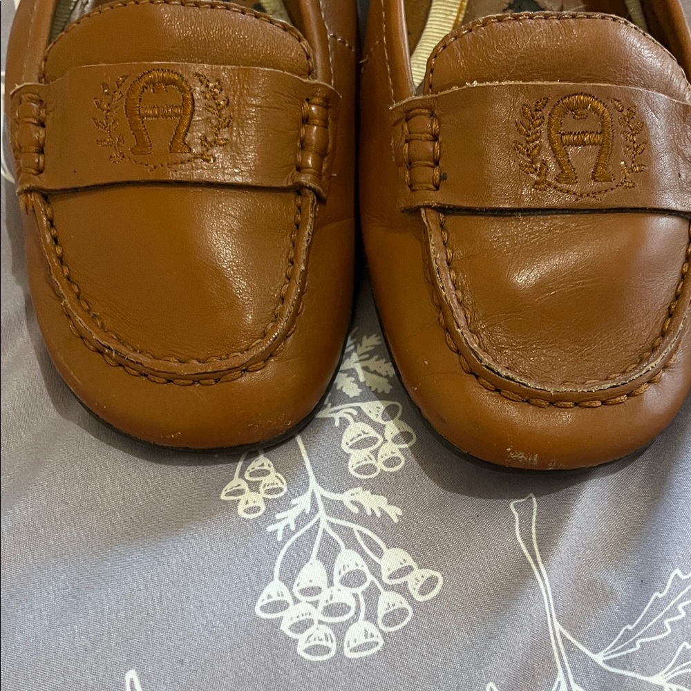 FINAL price ❤️ Beautiful Women’s Classic Tan Soft Leather Loafers - Picture 2 of 5
